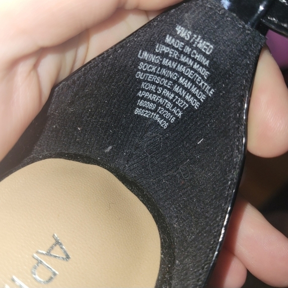 Apt.9 Patent Leather Open  Toe Ankle Strap Buckle High Heel size 7.5 - Picture 3 of 3